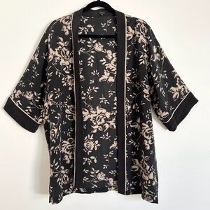 Babaton Black and Cream Silk Kimono Size Medium